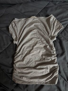 Ruched Side Short Sleeve Tee in Heather Gray - Unbranded